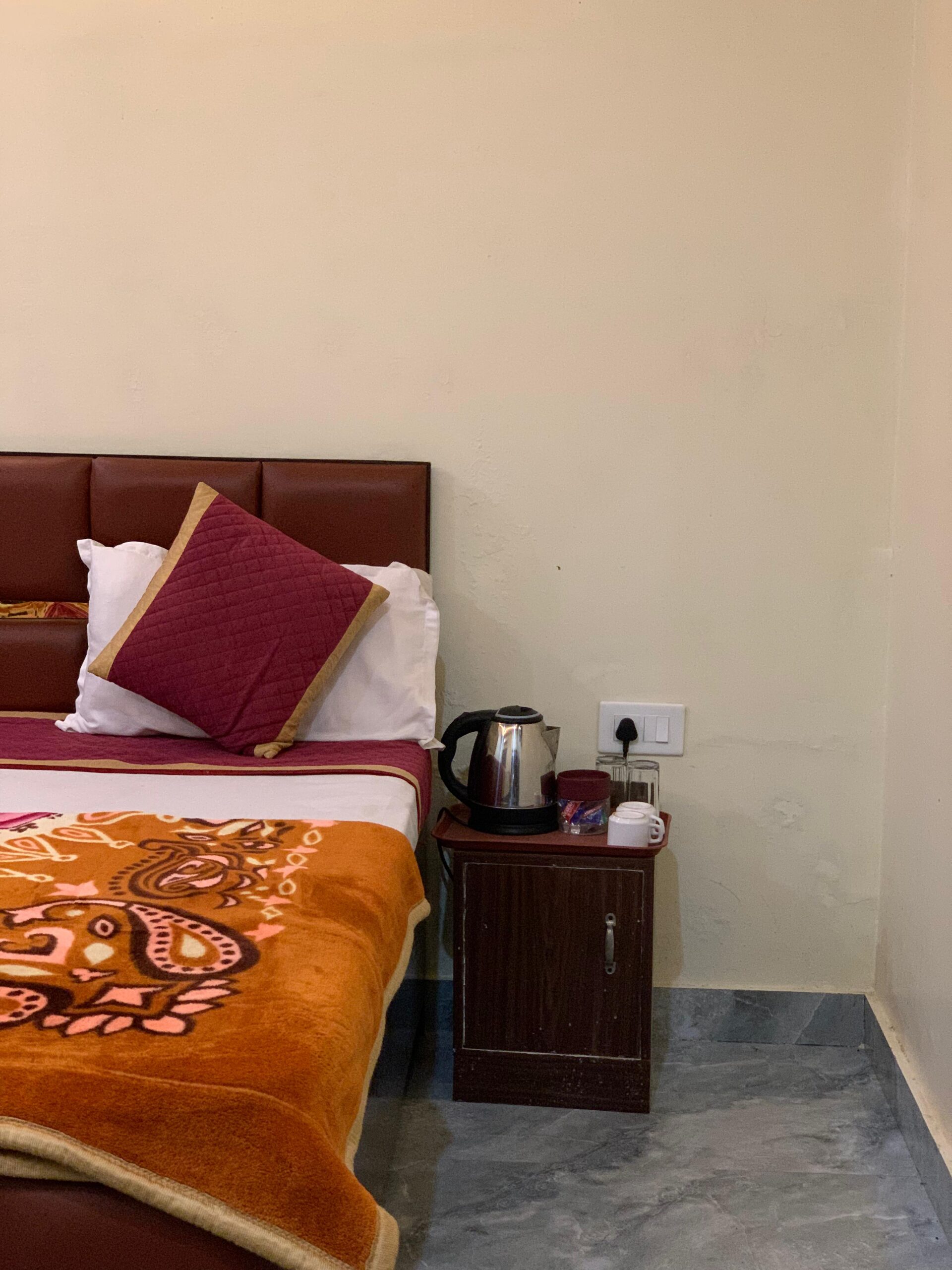 aastha home stay site room inside